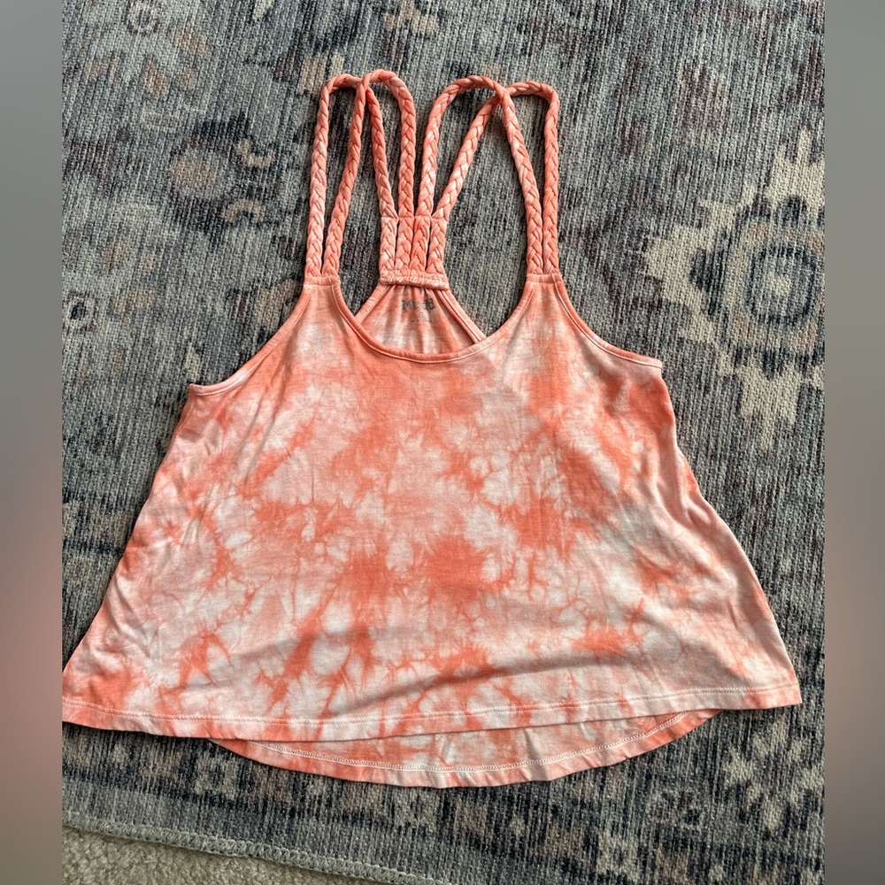 *4 for $12! Juniors crop tie dye tank